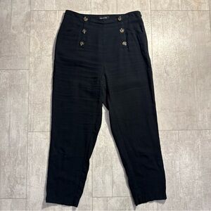 Who What Wear Black ankle tapered pants with Button Accents Womens Sz 8